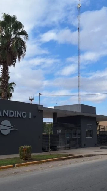 VENTA DE LOTE CON OBRA INICIADA EN STEEL FRAME