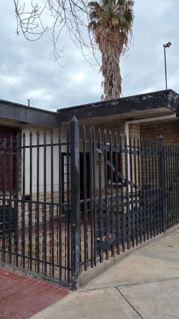 VENTA CASA BARRIO SANTA ANA A RECICLAR. GUAYMALLÉN