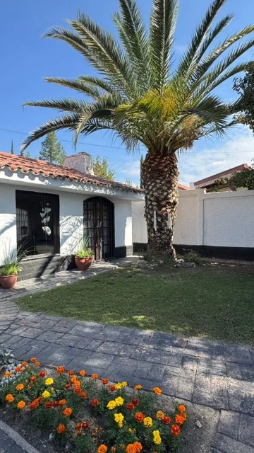 VENTA CASA MAS DEPARTAMENTO CHACRAS LUJAN  MENDOZA