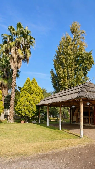 Salón + Quincho, Pileta + Casa