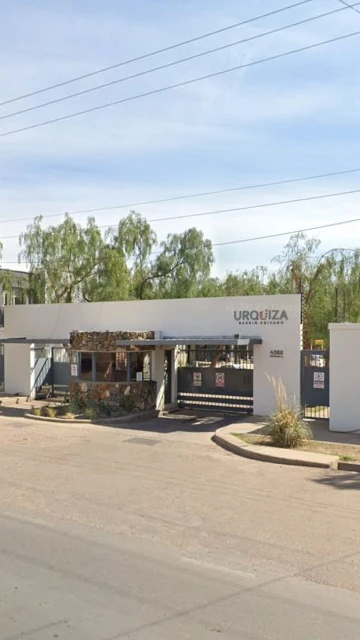 VENTA CASA 3 DORMITORIOS BARRIO URQUIZA GUAYMALLÉN