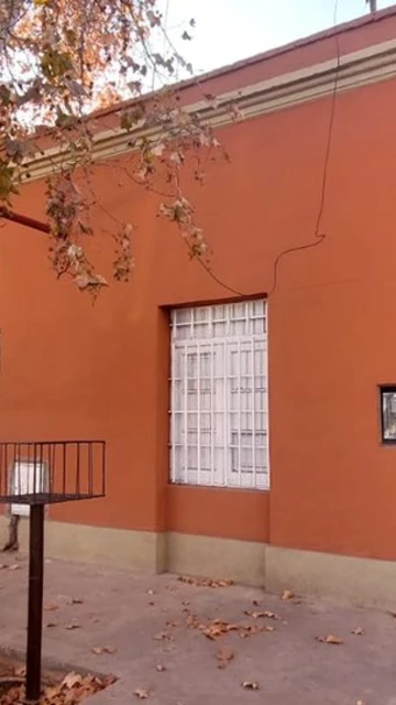 Propiedad Comercial: Galpón + Salón + Casa
